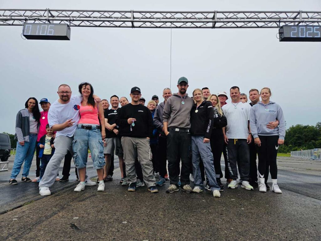 HORIZON CHARITY - Partner, Sponsoren, Fahrer und Fans spenden für guten Zweck